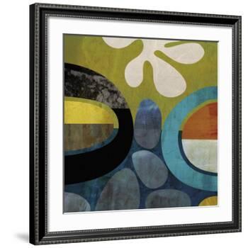 Mod Look 2-Yuko Lau-Framed Giclee Print