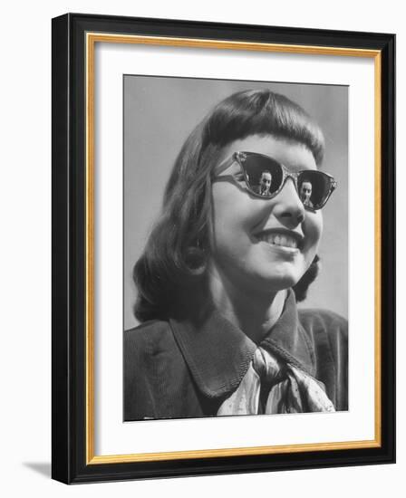 Model Lilly Fernandez Wearing a Pair of Mirror Glasses-Martha Holmes-Framed Photographic Print