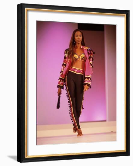 Model Naomi Campbell on Fashion Show Runway-null-Framed Premium Photographic Print