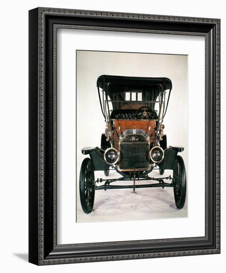 Model T Ford, 1910-null-Framed Giclee Print