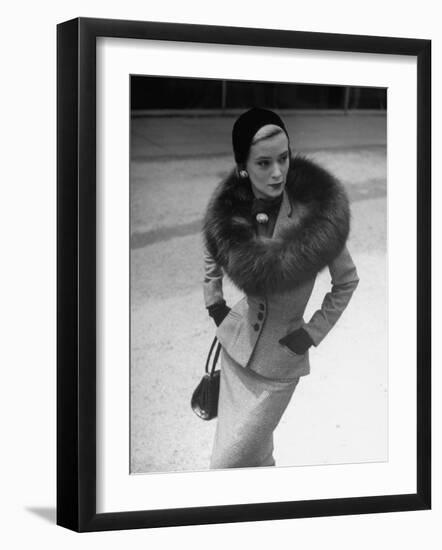 Model Wearing Tweed Suit, Fox Circle and Brooch-Nina Leen-Framed Photographic Print