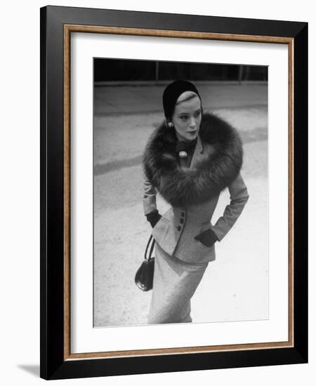 Model Wearing Tweed Suit, Fox Circle and Brooch-Nina Leen-Framed Photographic Print
