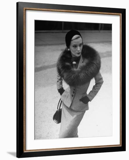 Model Wearing Tweed Suit, Fox Circle and Brooch-Nina Leen-Framed Photographic Print