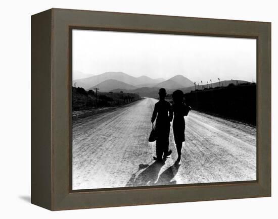 Modern Times, Charlie Chaplin, Paulette Goddard, 1936-null-Framed Stretched Canvas