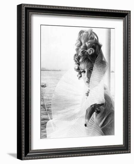 Modesty Blaise, Monica Vitti, 1966-null-Framed Photo