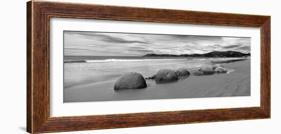 Moeraki Boulders #4-2-Monte Nagler-Framed Photographic Print