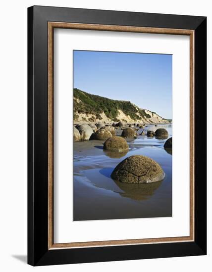 Moeraki Boulders Scenic Reserve, South Island, New Zealand-Jaynes Gallery-Framed Photographic Print