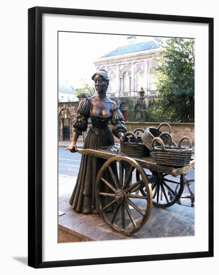 Molly Malone Statue, Grafton Street, Dublin, Republic of Ireland, Europe-Hans Peter Merten-Framed Photographic Print