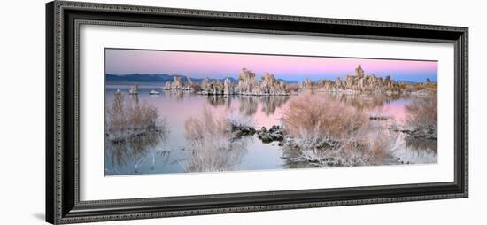 Mono Lake Sunset-Alain Thomas-Framed Photographic Print