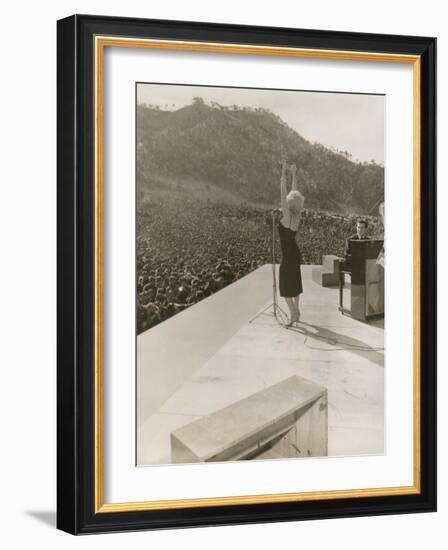 Monroe in Korea Performing-null-Framed Photo