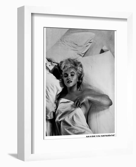 Monroe, Marilyn, 9999-null-Framed Art Print