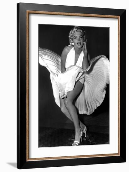 Monroe, Marilyn, 9999-null-Framed Art Print