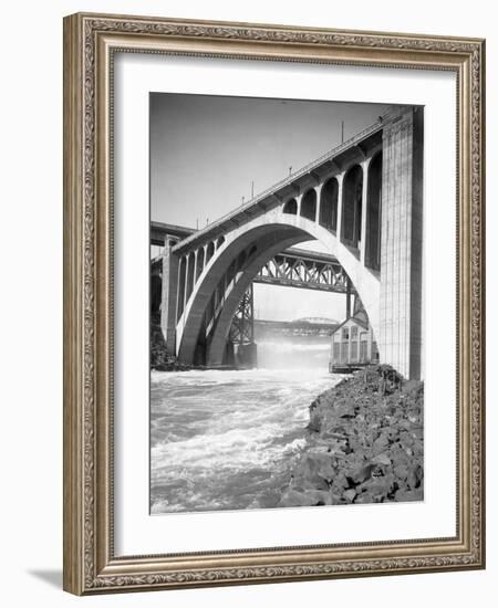 Monroe Street Bridge, Spokane River, Spokane, 1916-null-Framed Giclee Print