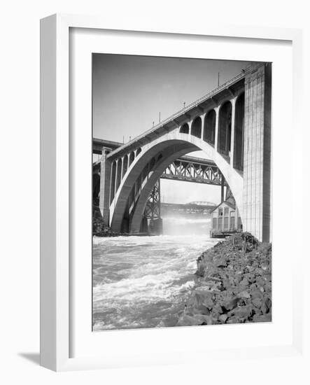 Monroe Street Bridge, Spokane River, Spokane, 1916-null-Framed Giclee Print