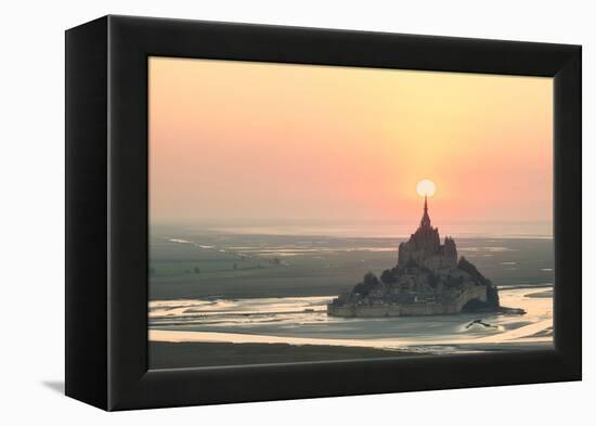 Mont Saint Michel Target-Philippe Manguin-Framed Premier Image Canvas