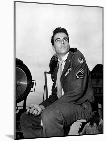 Montgomery Clift - The Big Lift (1950)-null-Mounted Photographic Print