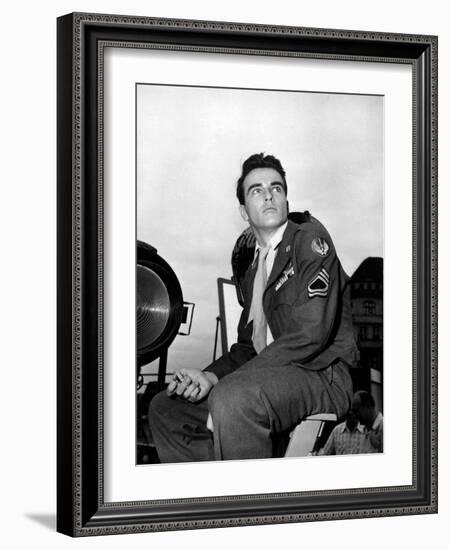 Montgomery Clift - The Big Lift (1950)-null-Framed Photographic Print