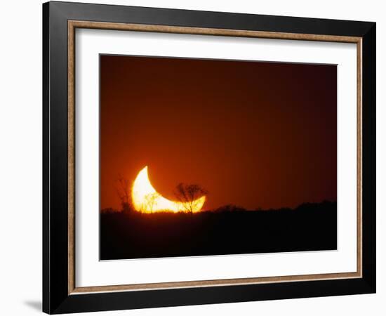 Moom Glow-Art Wolfe-Framed Photographic Print