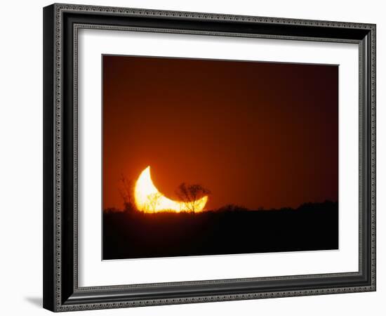 Moom Glow-Art Wolfe-Framed Photographic Print