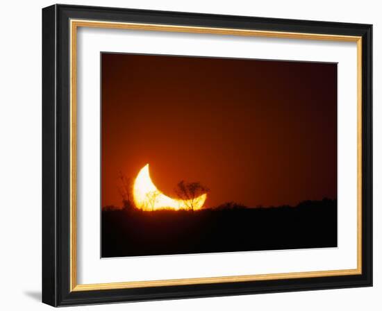 Moom Glow-Art Wolfe-Framed Photographic Print