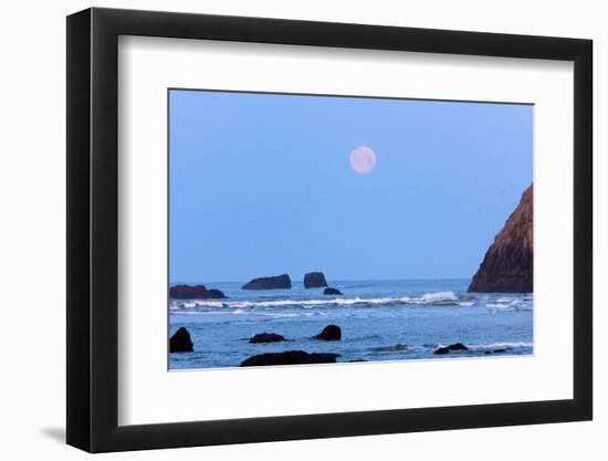 Moon Set over Rock Formations at Low Tide, Bandon Beach, Oregon, USA-Craig Tuttle-Framed Photographic Print