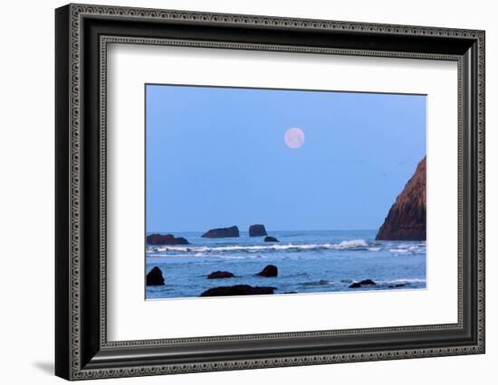 Moon Set over Rock Formations at Low Tide, Bandon Beach, Oregon, USA-Craig Tuttle-Framed Photographic Print