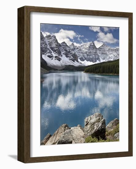 Moraine Lake in Fall with Fresh Snow, Banff Nat'l Park, UNESCO World Heritage Site, Alberta, Canada-James Hager-Framed Photographic Print