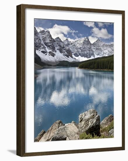 Moraine Lake in Fall with Fresh Snow, Banff Nat'l Park, UNESCO World Heritage Site, Alberta, Canada-James Hager-Framed Photographic Print