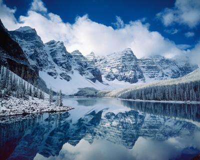 'Moraine Lake' Photo - Alan Majchrowicz | Art.com