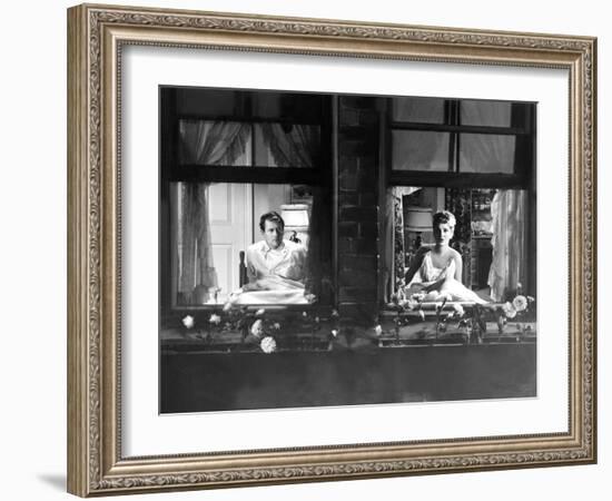 More The Merrier, Joel McCrea, Jean Arthur, 1943, Sitting Up In Bed In Seperate Rooms-null-Framed Photo