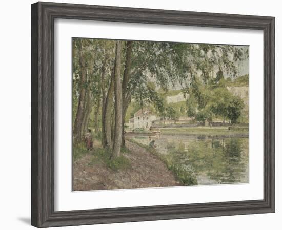 Moret, le canal du Loing (Seine et Marne) ou Chemin de halage à Saint Mammès-Camille Pissarro-Framed Giclee Print