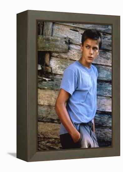 MOSQUITO COAST, 1986 directed by PETER WEIR River Phoenix (photo)-null-Framed Stretched Canvas