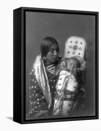 Mother and child Apsaroke Indian Edward Curtis Photograph-Lantern Press-Framed Stretched Canvas