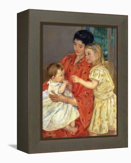 Mother and Sarah with the Baby, 1901-Mary Cassatt-Framed Premier Image Canvas