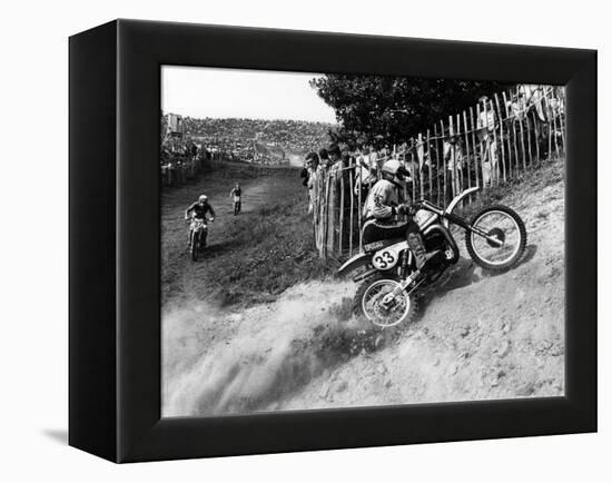 Motocross Scrambling-null-Framed Premier Image Canvas