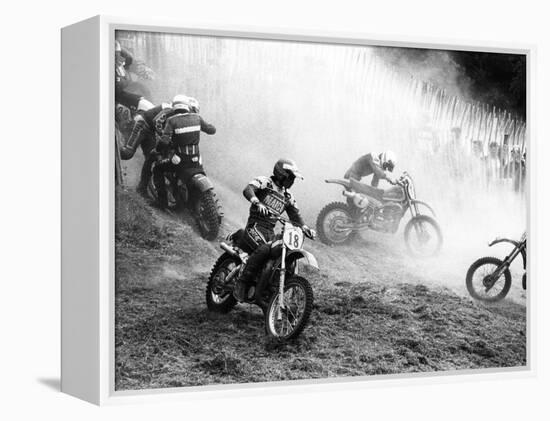 Motocross Scrambling-null-Framed Premier Image Canvas