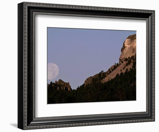 Mount Rushmore Cleaning-Charlie Riedel-Framed Photographic Print