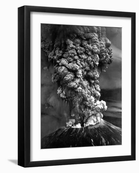 Mount St. Helens in Eruption on May 18, 1980-null-Framed Photo