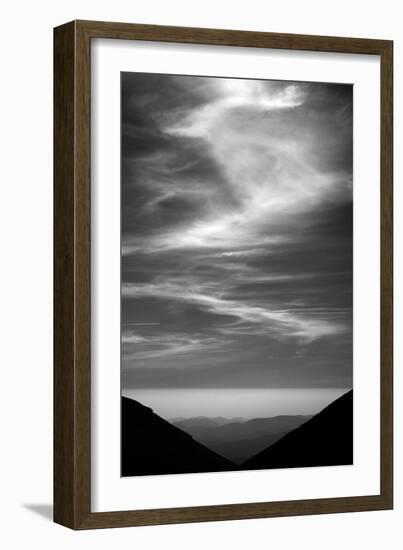 Mountain View-null-Framed Photographic Print