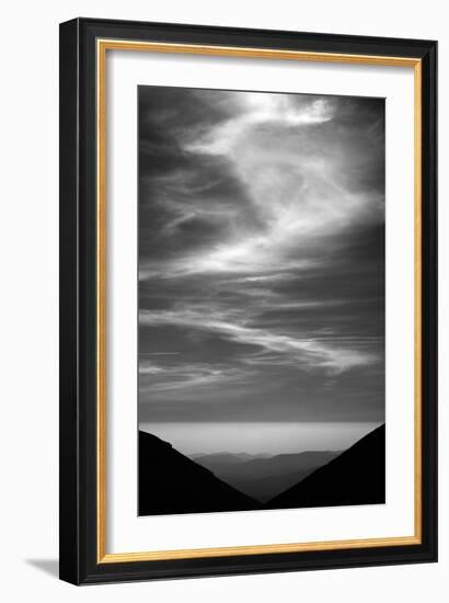 Mountain View-null-Framed Photographic Print