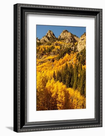 Mountains surrounding the Maroon Bells-Snowmass Wilderness in Aspen, Colorado.-Mallorie Ostrowitz-Framed Photographic Print