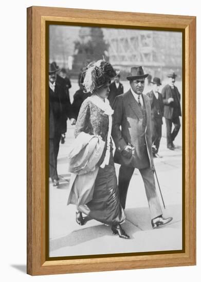 Mr. and Mrs. Enrico Caruso-null-Framed Stretched Canvas