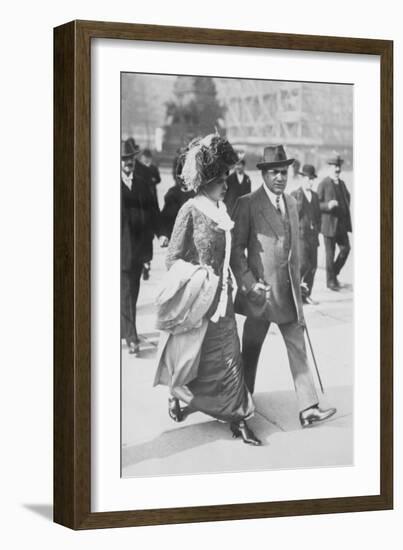 Mr. and Mrs. Enrico Caruso-null-Framed Art Print