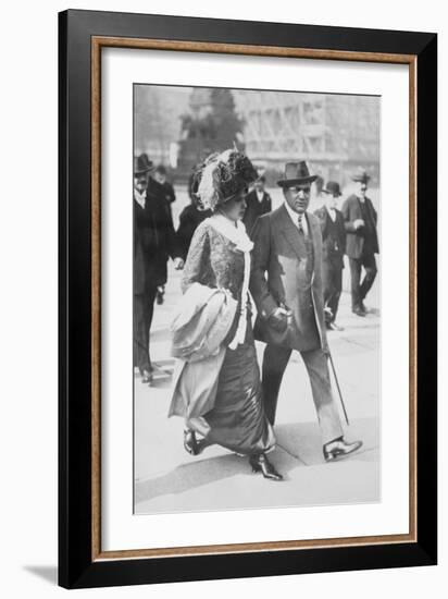 Mr. and Mrs. Enrico Caruso-null-Framed Art Print