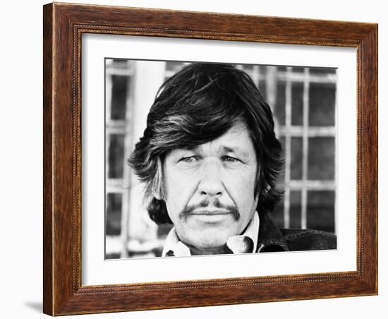 Mr. Majestyk, Charles Bronson, 1974-null-Framed Photo