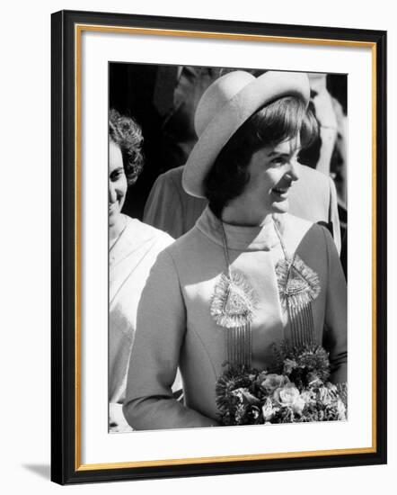 Mrs. John F. Kennedy Visiting India-null-Framed Premium Photographic Print