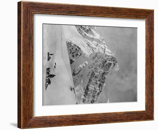 Mt. McKinley Dogsled Scene Photograph - Alaska-Lantern Press-Framed Art Print