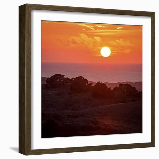 Mt Vision Sunset-Lance Kuehne-Framed Photographic Print