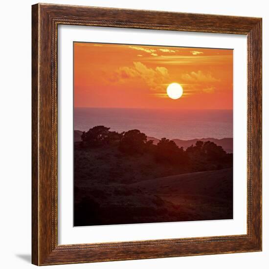 Mt Vision Sunset-Lance Kuehne-Framed Photographic Print