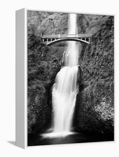 Multnomah Falls, Colombia River Gorge, Oregon 92-Monte Nagler-Framed Premier Image Canvas